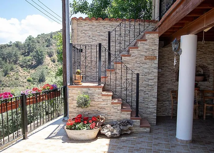 Villa Archontikon 1817 *