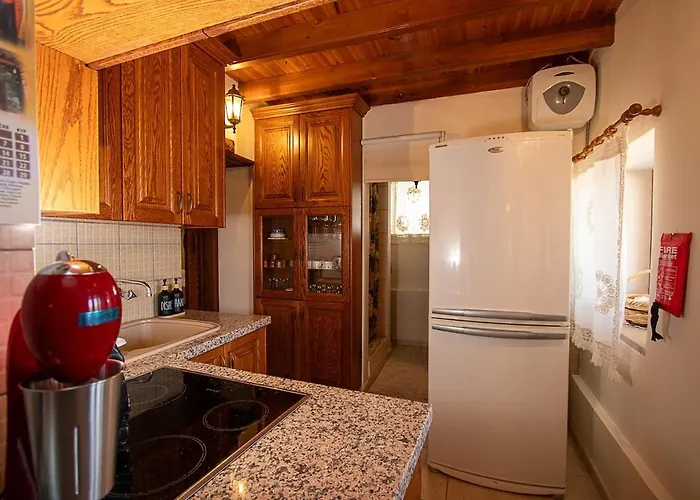 Villa Archontikon 1817 *